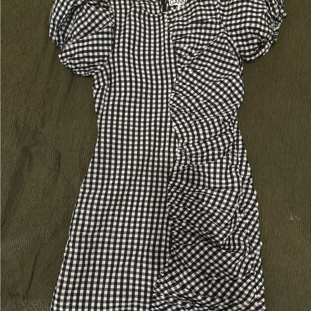 Ganni Seersucker Monochrome Puff Sleeve Dress - Picture 6 of 6